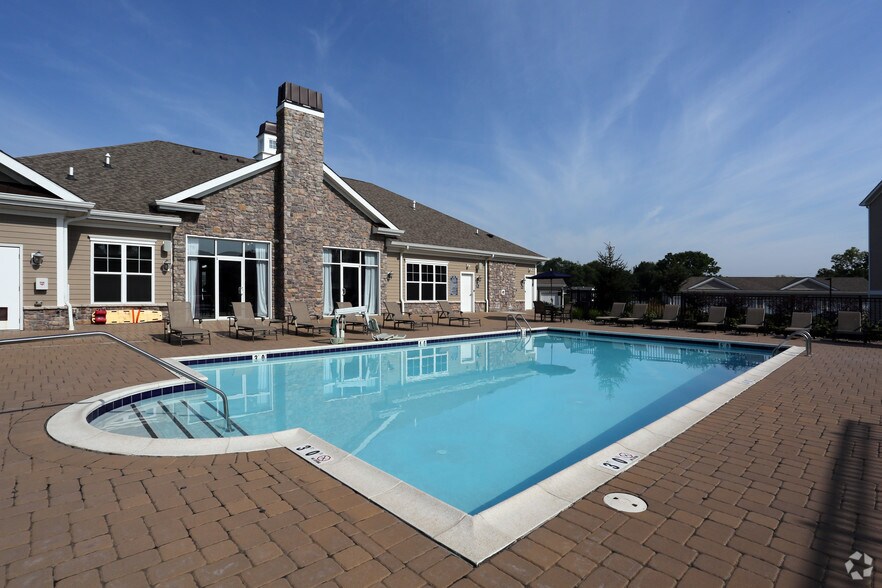 Woodmont Place Rentals Easton, PA