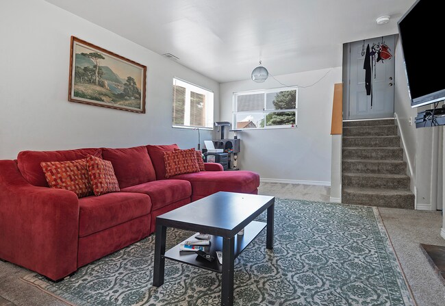Building Photo - 7627 S Coachman Cir