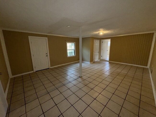 Building Photo - 2704 Shannon St