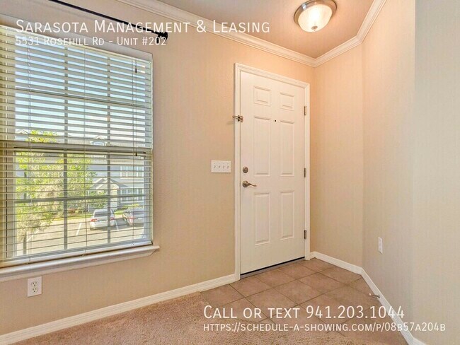 Foto del edificio - 5531 Rosehill Rd