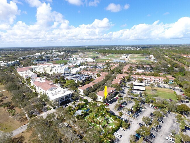 Foto del edificio - 4903 Chancellor Dr