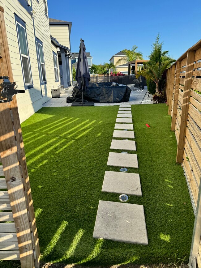 Foto del edificio - 6646 Bridgman St
