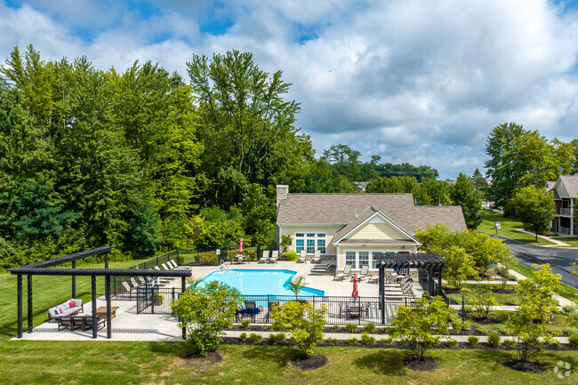 Outdoor Pool Area - Woods at Perry Lane