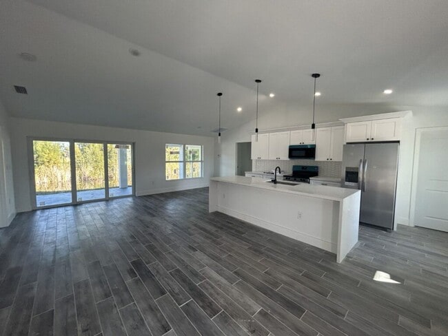 Foto del edificio - 1801 NW 13th Terrace