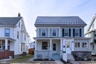 Building Photo - 3216 Green St