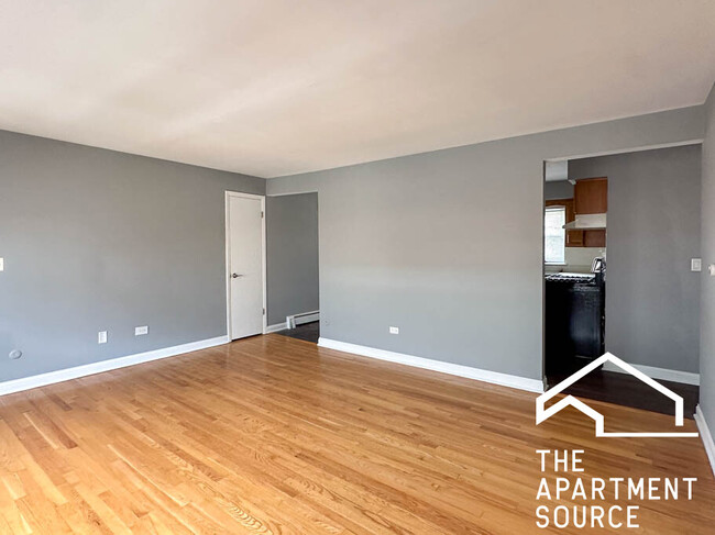 Building Photo - 3835 N Narragansett Ave