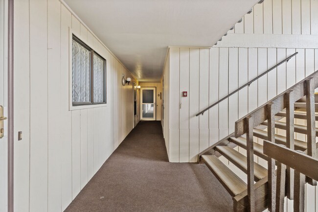 Foto del edificio - 844 W Cliff Dr