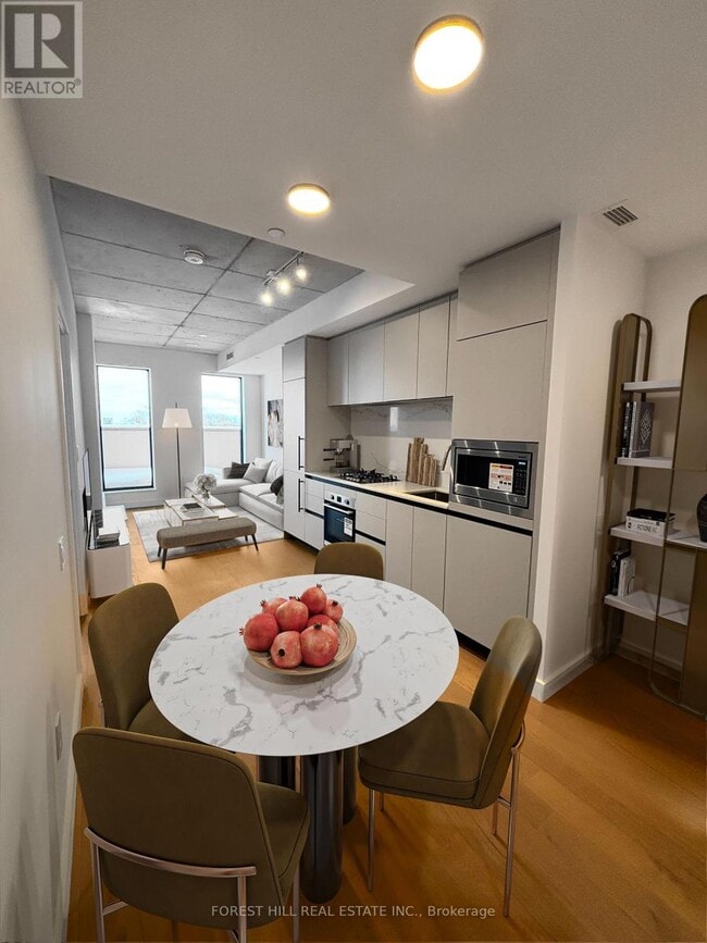 Building Photo - 1720 Bayview Ave