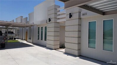 Building Photo - 3816 Las Vistas Ln