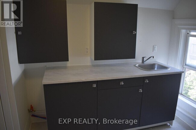 Photo du bâtiment - 14 Halliday St