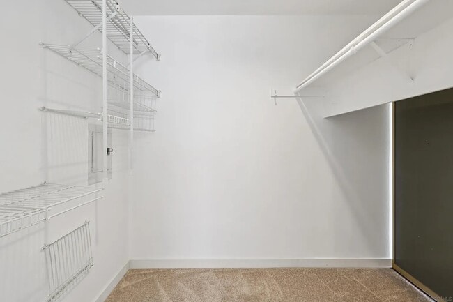 Building Photo - 3525 Lebon Dr