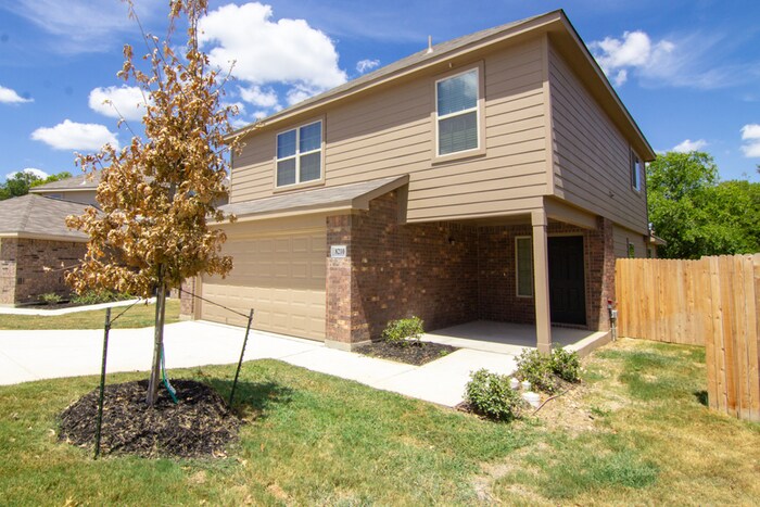 Foto principal - 8210 Tesoro Hills