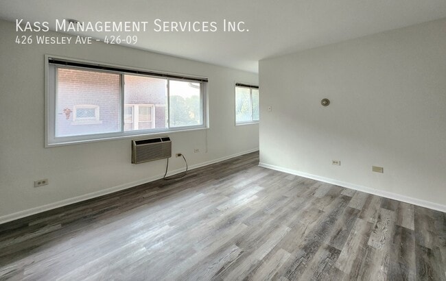 Building Photo - 426 Wesley Ave