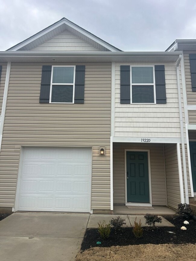 Building Photo - 1922 Tranquility Cir