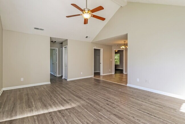 Foto del edificio - 11107 Meadow Chase Ct