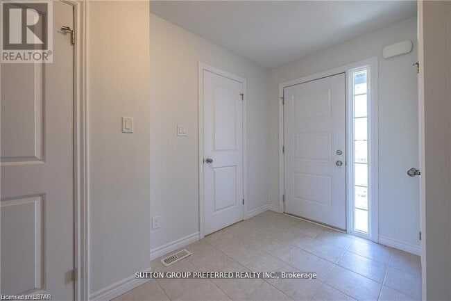 Building Photo - 3948 Mia Ave.
