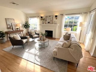 Building Photo - 958 N Vista St