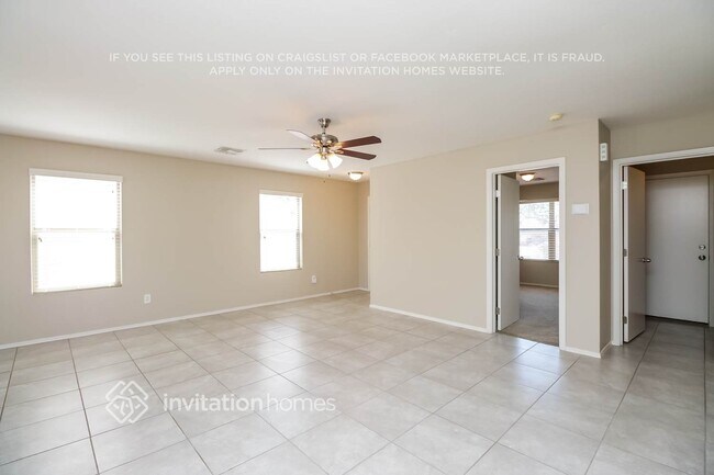 Foto del edificio - 11246 E Elena Ave