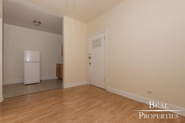 Building Photo - 1 bedroom in CHICAGO IL 60625