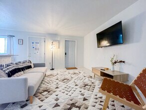 Building Photo - 505 Fillmore Ave