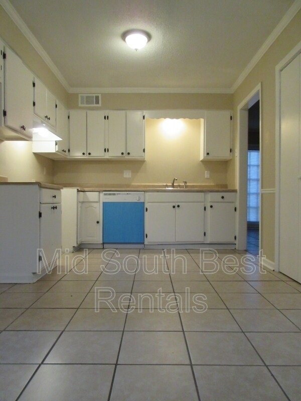 Building Photo - 6427 Sulgrave Dr