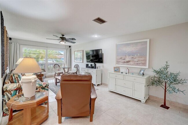 Building Photo - 2700 Bayshore Blvd