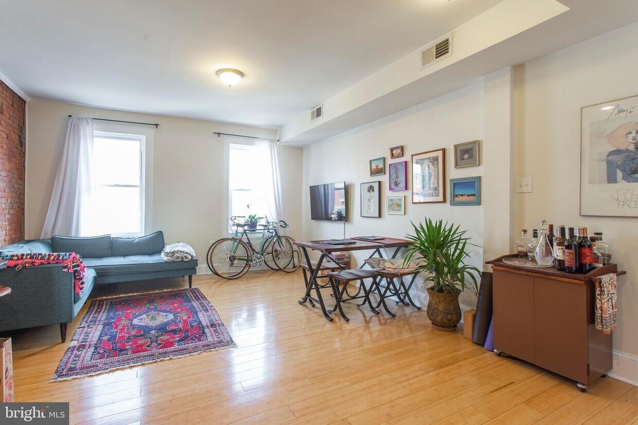 Primary Photo - 524 N 22nd St