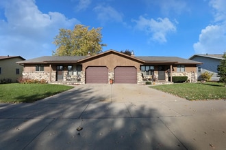 Building Photo - 200 Frances St