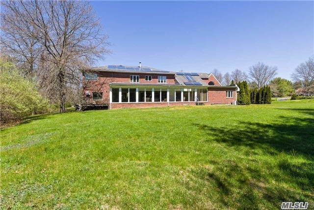 Building Photo - 21 Overbrook Ln