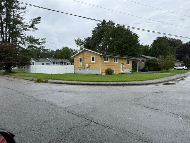 Building Photo - 57 Marlton Dr