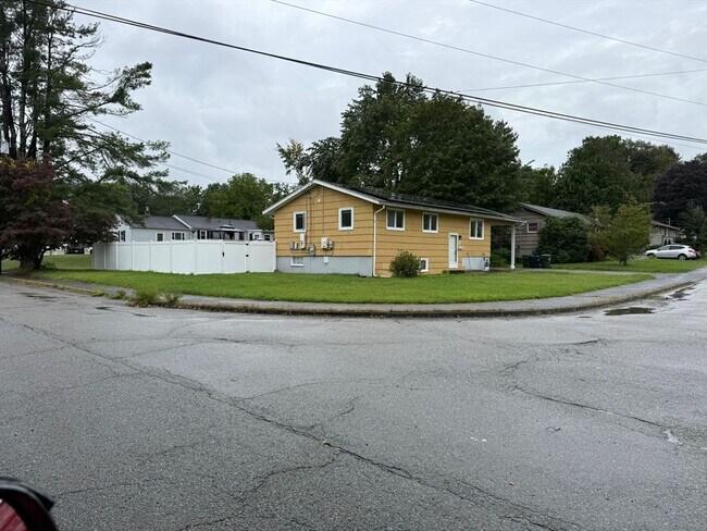 Foto del edificio - 57 Marlton Dr