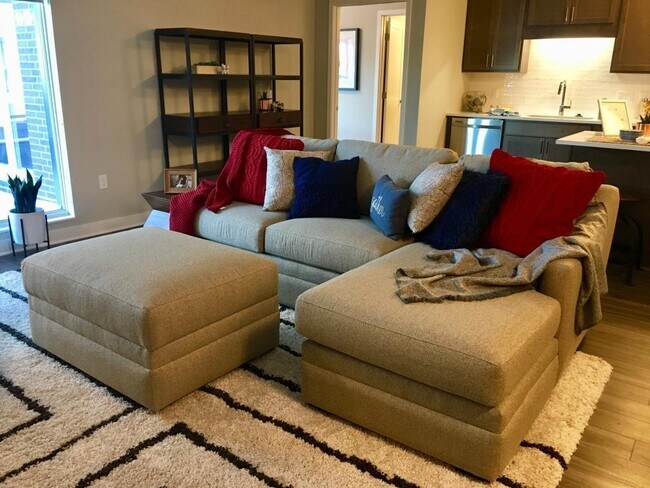 Foto del edificio - 315 1st Ave NE