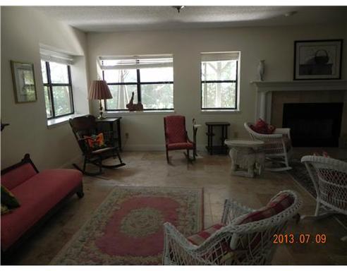 Building Photo - 6800 Bayou Pines Dr