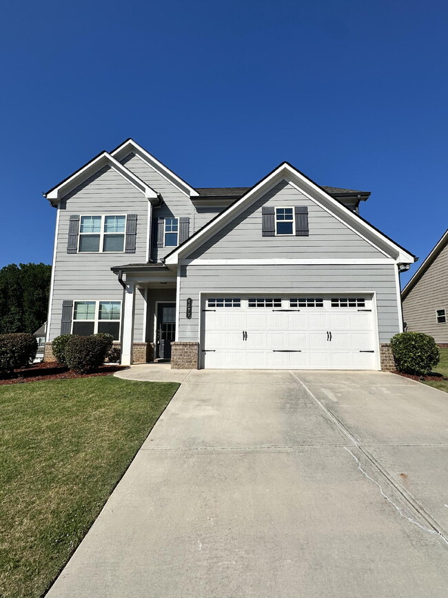 Beautiful 4BR Home in Mundy Mill | Corner Lot | Resort-Style Amenities - Beautiful 4BR Home in Mundy Mill | Corner Lot | Resort-Style Amenities