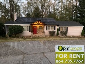 Building Photo - 303 McBee Ave