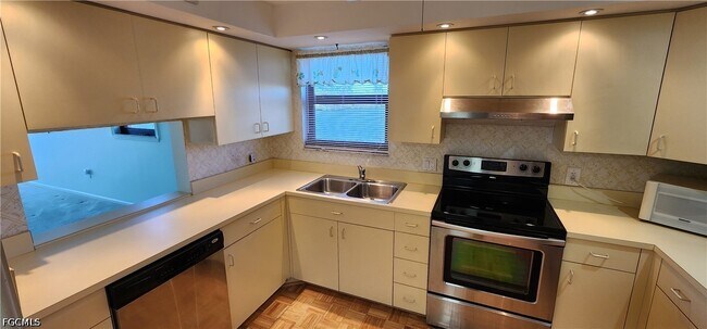 Foto del edificio - 4260 SE 20th Pl