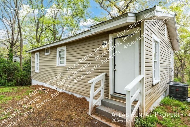 Foto del edificio - 3824 15th St NE