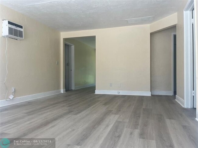 Foto del edificio - 5641 Sheridan St