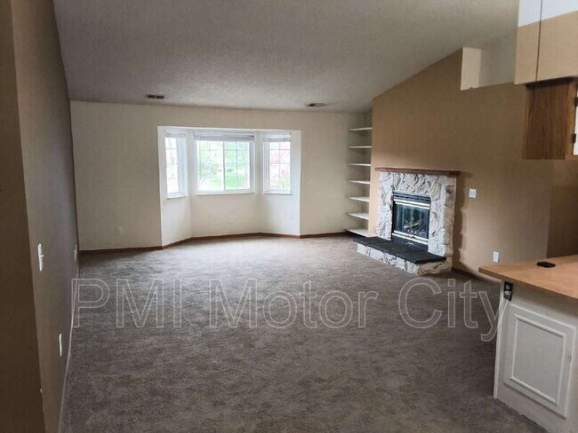 Foto del edificio - 30512 Oakridge Manor Dr