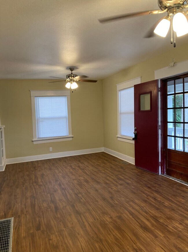 Building Photo - Brand new 2 bedroom house close to downtown