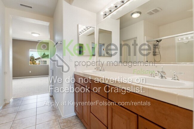 Foto del edificio - 3336 Marrissey Ln
