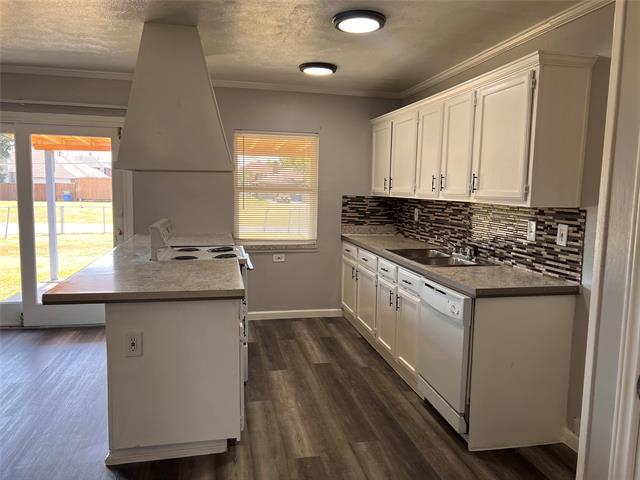 Foto del edificio - 8506 Woodside Rd