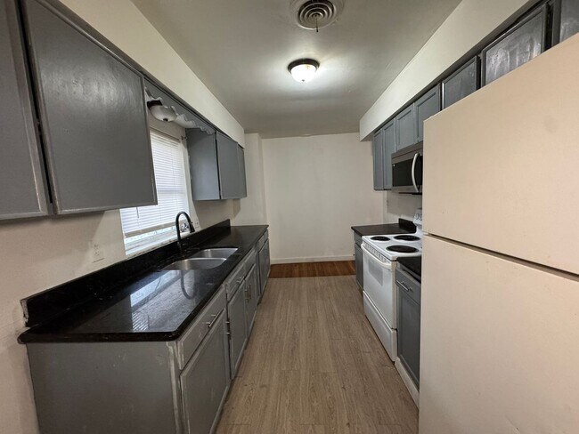 Foto del edificio - 416 Sun Ct
