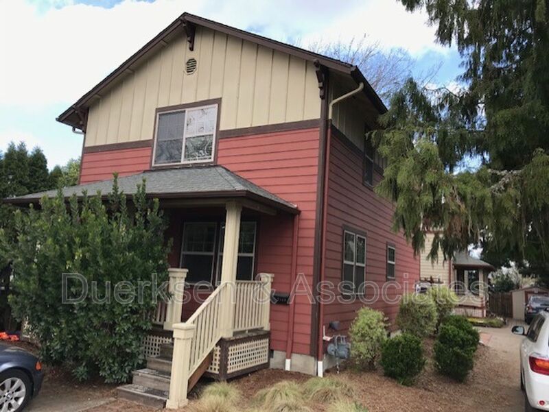 Primary Photo - 1045 NW 23rd St