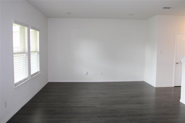 Foto del edificio - 3012 Glazner Dr