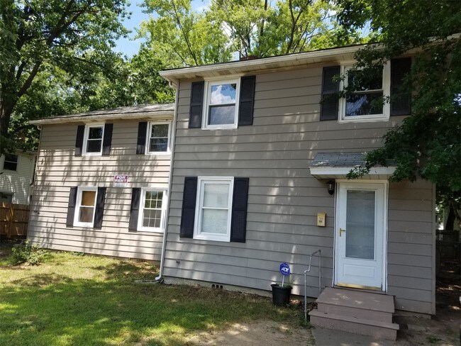 Building Photo - 37 Thompson Cir