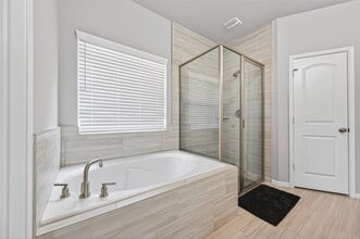 Building Photo - 11676 Whirlaway Dr