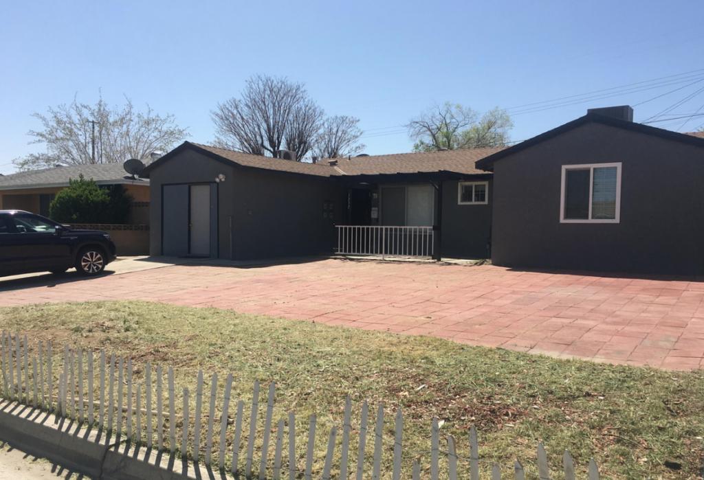 Primary Photo - 1232 W Ave H-14