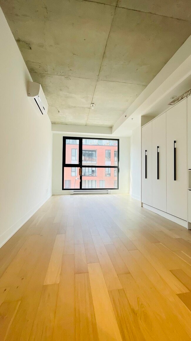 Building Photo - 288 Rue Richmond