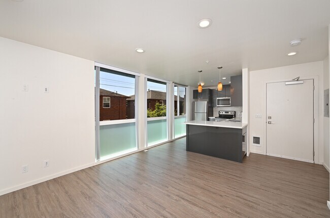 Building Photo - 4108 Fremont Ave N